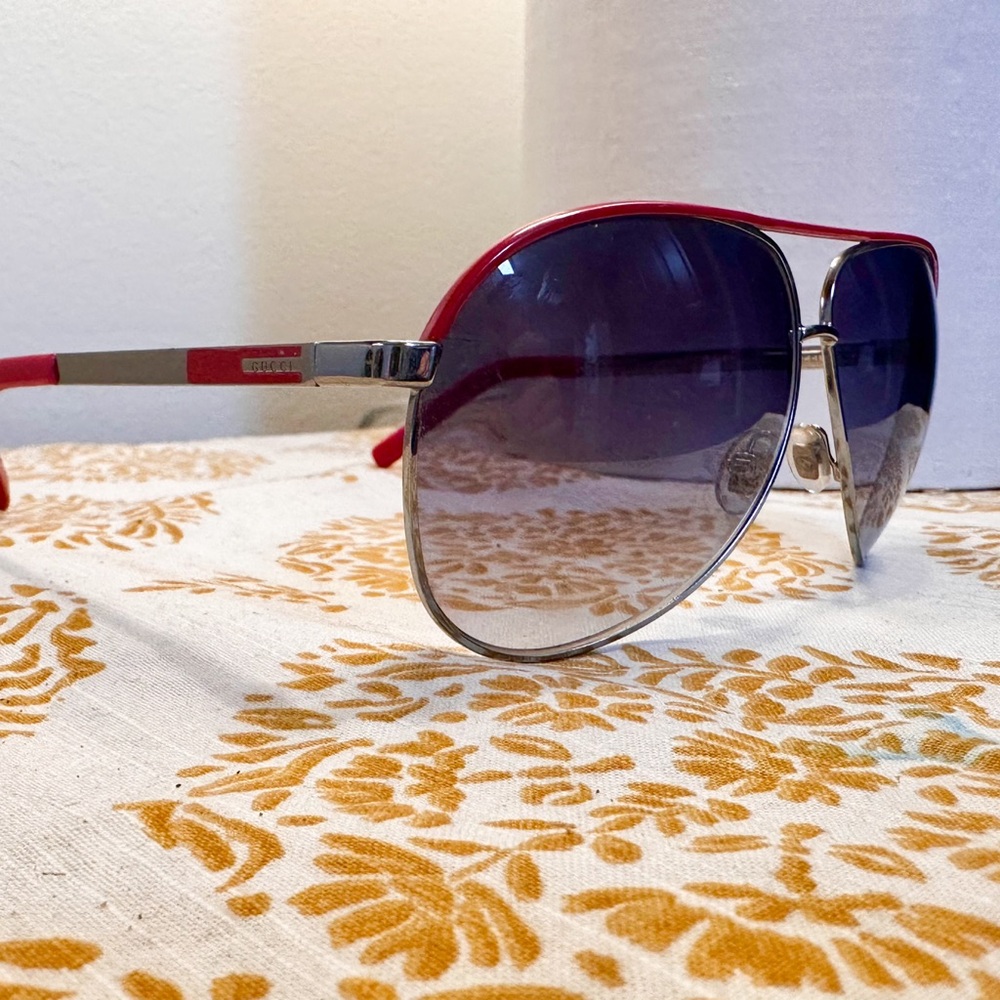 GUCCI Red and Silver Aviator Sunglasses GG 1827/S | Good Condition - Picture 8 of 9